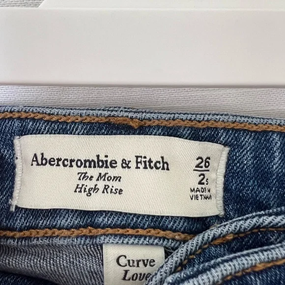 Abercrombie & Fitch High Rise Mom Jeans Curve Love - Picture 3 of 3